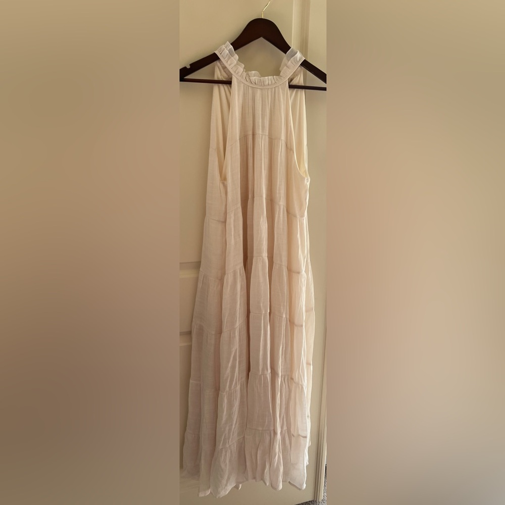 UMGEE Elegant Cream Maxi Dress